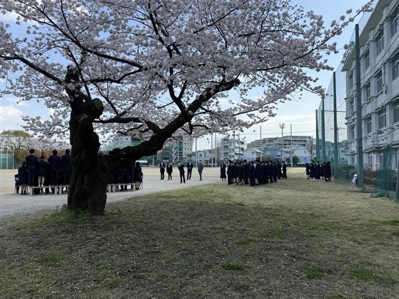 250409 1年次集合写真撮影風景
